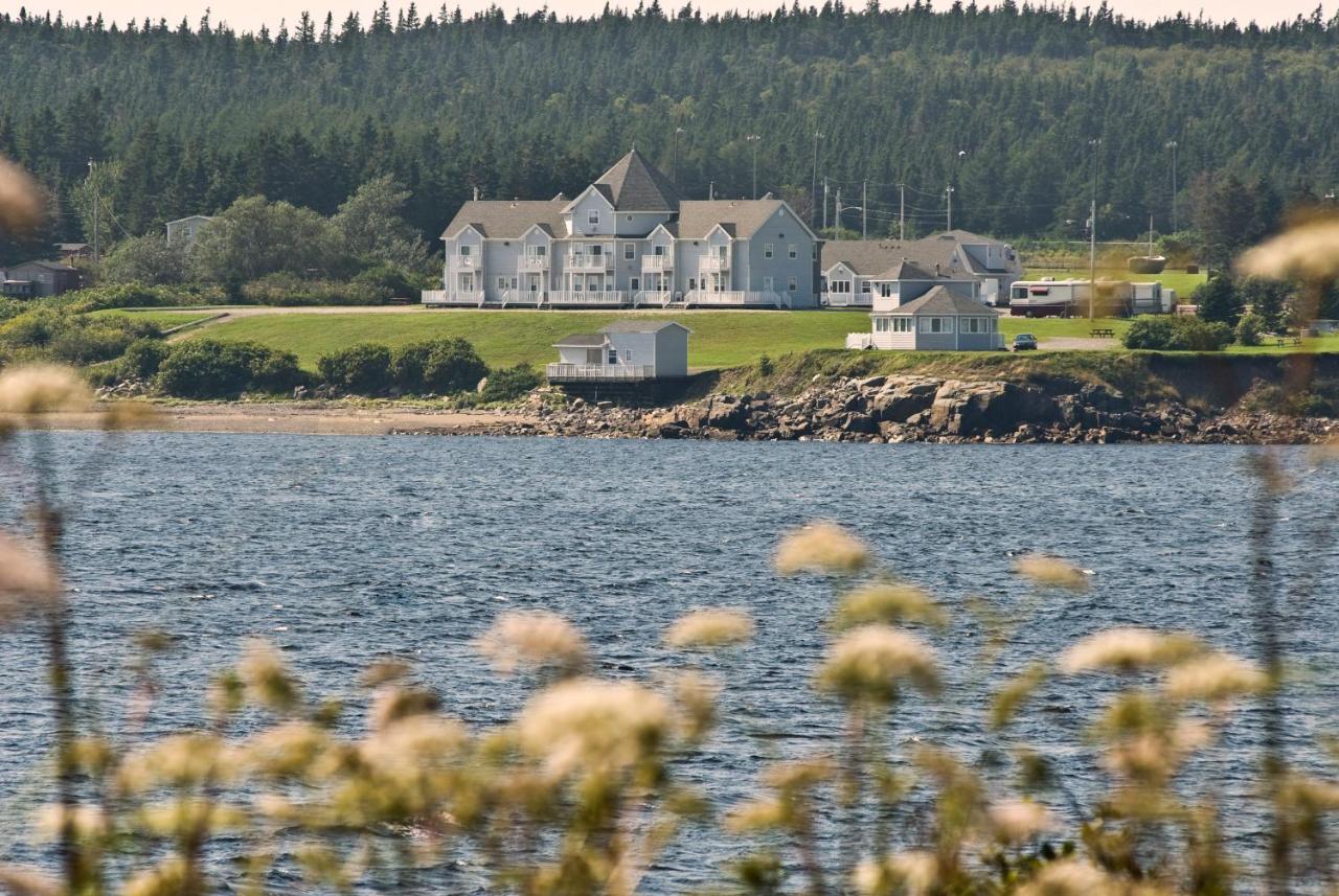 North Star Beach Suites Louisbourg Eksteriør bilde