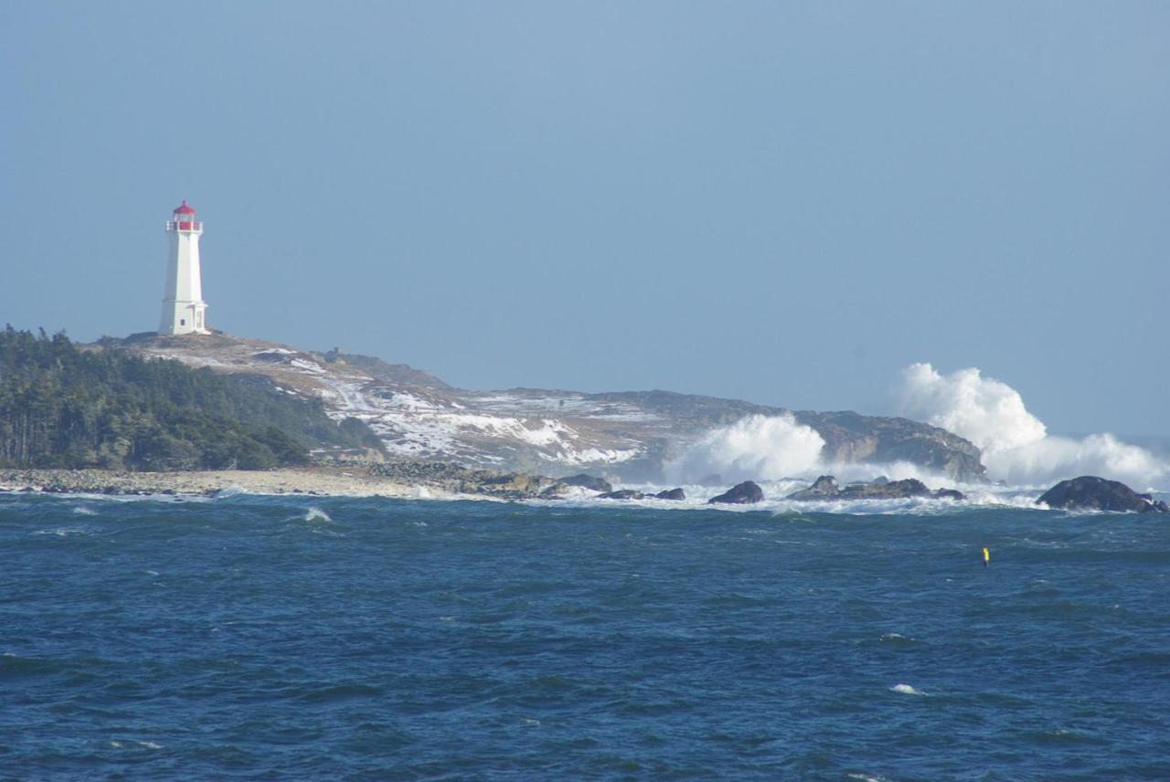 North Star Beach Suites Louisbourg Eksteriør bilde