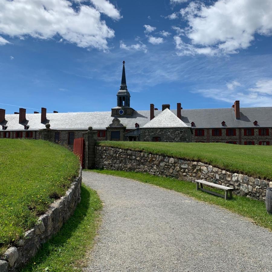 North Star Beach Suites Louisbourg Eksteriør bilde