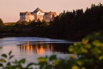 North Star Beach Suites Louisbourg Eksteriør bilde